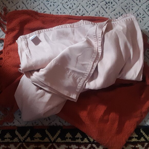 Hotel Style Light Pink King Size Cotton Sateen Blend Sheet Set - Picture 2 of 4